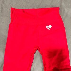 Red Women’s Best biker short